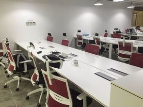 深圳自貿區創業基地 辦公室寫字樓招租，費用全包，免中介，適合1-50人團隊